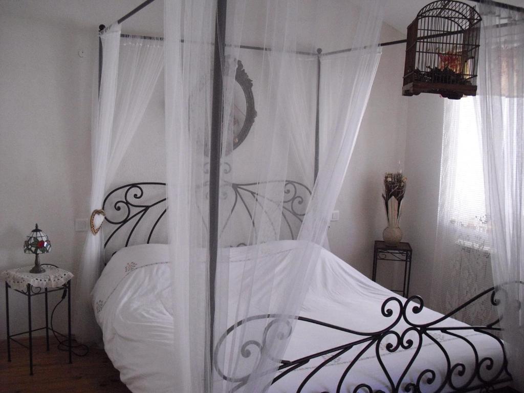 Chambres D'Hotes Les Terrasses De Cailla الغرفة الصورة